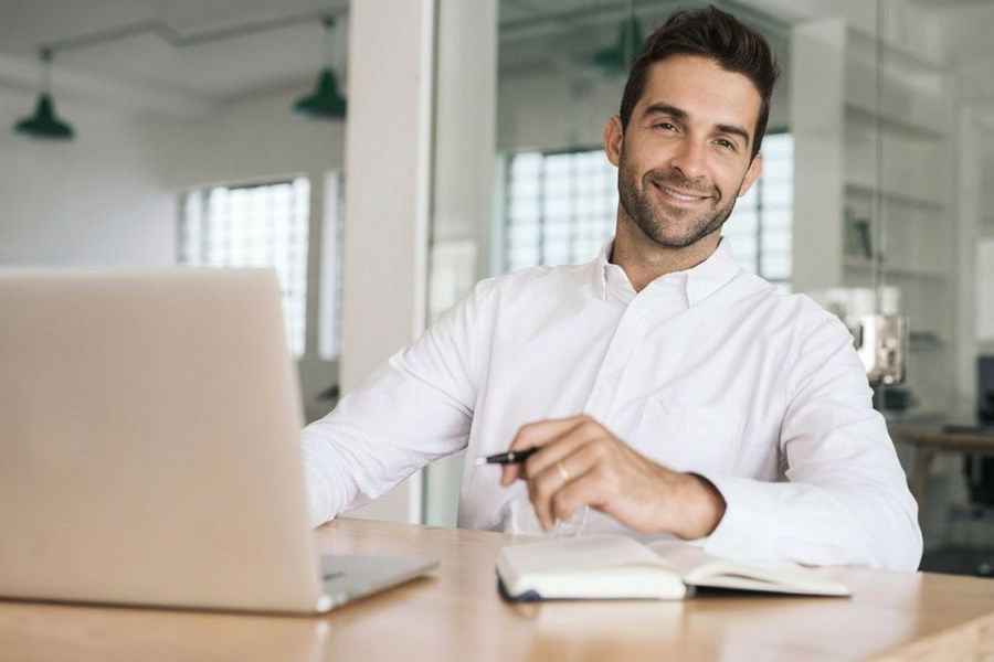 Berufsbegleitend online studieren